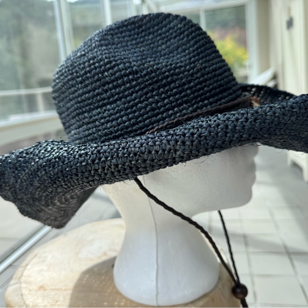 Elegant Black Woven Hat with Beaded Charms - Picture 2 of 4